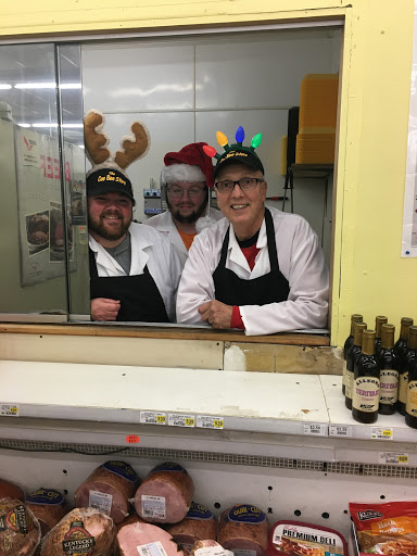 Grocery Store «The Cee Bee Food Store», reviews and photos, 584 S Main St, Brownsville, KY 42210, USA