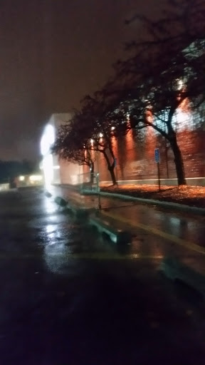 Grocery Store «Cash Saver Food Outlet», reviews and photos, 1320 E Euclid Ave, Des Moines, IA 50313, USA