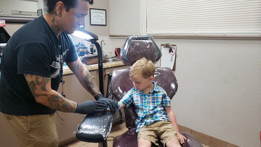 Tattoo Shop «Island Ink Tattoo», reviews and photos, 1215 Miracle Strip Pkwy SE, Fort Walton Beach, FL 32548, USA