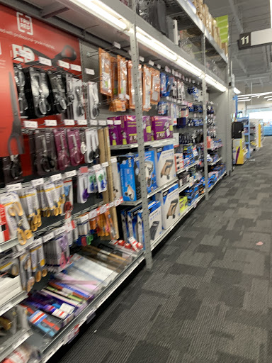 Office Supply Store «Staples», reviews and photos, 1080 Old Country Rd, Westbury, NY 11590, USA