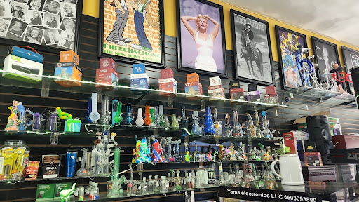Tobacco Shop «Keep Sake Smoke Shop», reviews and photos, 253 W Yosemite Ave, Manteca, CA 95336, USA