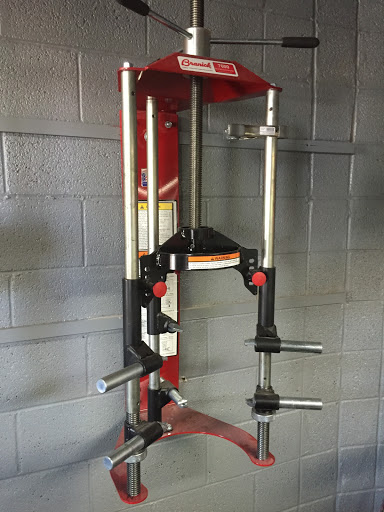 Auto Repair Shop «Kens Tire and Auto LLC», reviews and photos, 10675 N 67th Ave, Glendale, AZ 85304, USA