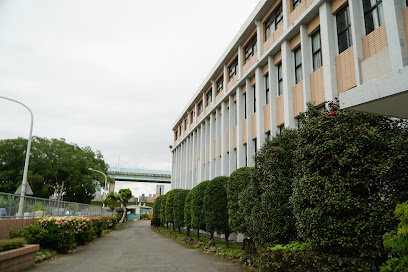 Chin Chwang Commercial Vocational High School