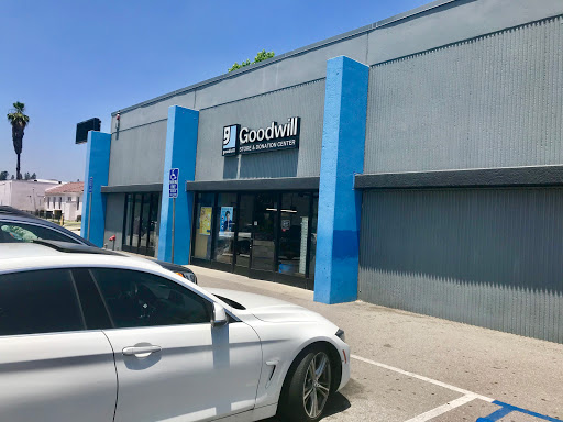 Thrift Store «Goodwill», reviews and photos, 340 S Fair Oaks Ave, Pasadena, CA 91105, USA