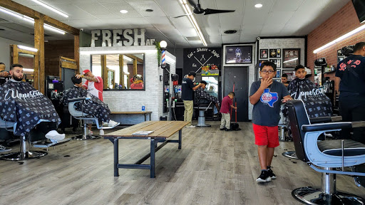 Barber Shop «Uppercuts Barber Shop», reviews and photos, 429 W Pioneer Pkwy, Grand Prairie, TX 75051, USA