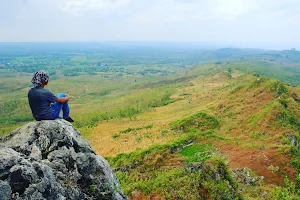 Bukit Pencu Blora image