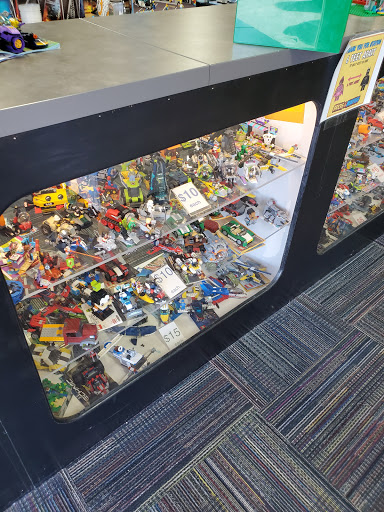 Toy Store «Bricks & Minifigs San Antonio», reviews and photos, 21850 Bulverde Rd #102, San Antonio, TX 78259, USA