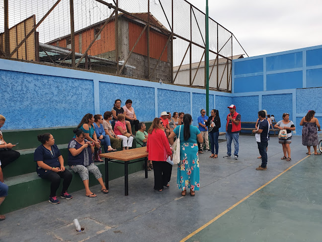 Opiniones de Cancha Doña Francisca en Antofagasta - Campo de fútbol
