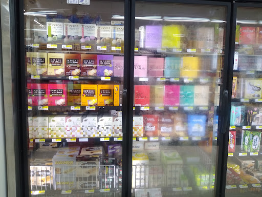 Korean Grocery Store «H Mart», reviews and photos, 1295 E Ogden Ave, Naperville, IL 60563, USA