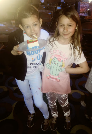 Bowling Alley «Roosevelt Lanes Recreation», reviews and photos, 6701 Roosevelt Ave, Allen Park, MI 48101, USA