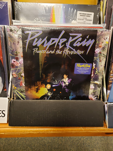 Book Store «Barnes & Noble», reviews and photos, 235 Union St, Waterbury, CT 06706, USA