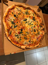 Plats et boissons du Pizzeria kaban à pizza à Saint-Leu - n°10