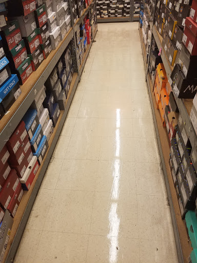 Sporting Goods Store «Big 5 Sporting Goods - Capitola», reviews and photos, 1600 41st Ave, Capitola, CA 95010, USA