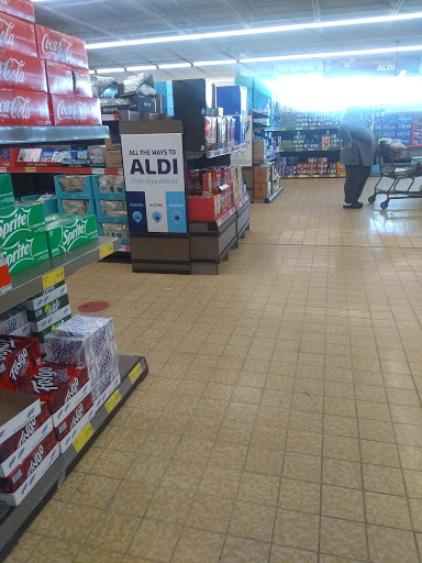 Supermarket «ALDI», reviews and photos, 6555 S Pennsylvania Ave, Lansing, MI 48911, USA