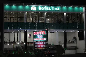 T24:Hotel & Restaurant image