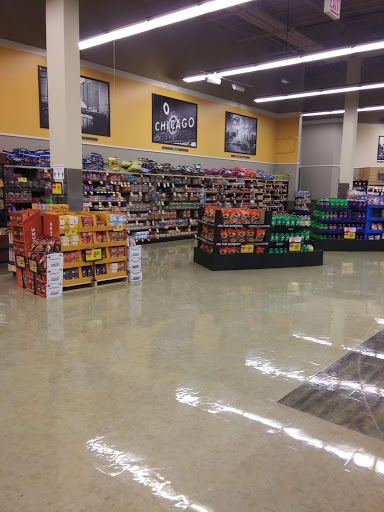 Shopping Mall «Riverpoint Center», reviews and photos, 1730 W Fullerton Ave, Chicago, IL 60614, USA