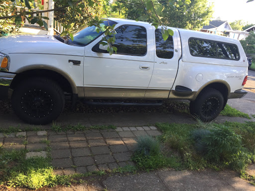 Used Car Dealer «Eastside Auto Sales», reviews and photos, 6214 SE 82nd Ave, Portland, OR 97266, USA