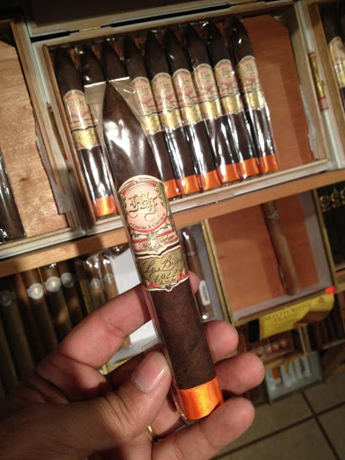 Tobacco Shop «Sikar cigar Lounge & Bar», reviews and photos, 1624 Delaware Ave, Wilmington, DE 19806, USA