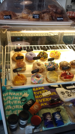 Donut Shop «Wake N Bake Donuts - Carolina Beach», reviews and photos, 1401 N Lake Park Blvd Suite 46, Carolina Beach, NC 28428, USA