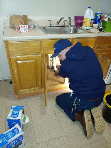 Plumber «Roto-Rooter Plumbing & Drain Services», reviews and photos, 225 Market St, Camden, NJ 08101, USA