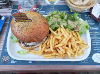 Hamburger du Restaurant français La Guinguette à La Tour-du-Meix - n°8