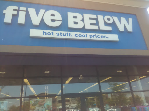 Variety Store «Five Below», reviews and photos, 781 Shoppes Blvd, North Brunswick Township, NJ 08902, USA