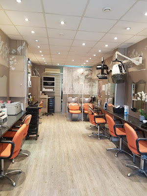 VL'HAIR COIFFURE à Courbevoie
