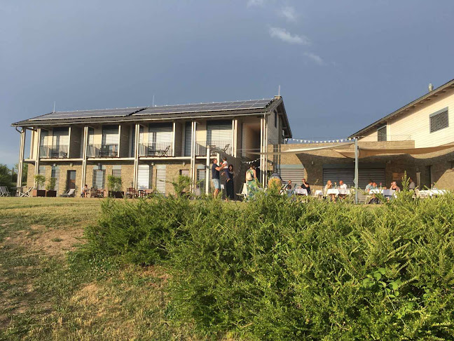 Nyitvatartás: Natura Hill Vendégház és Étterem