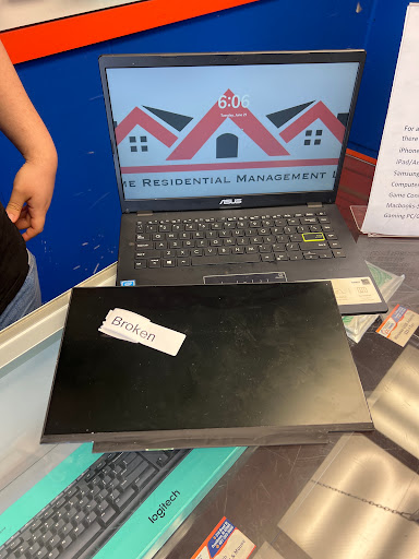 Electronics Repair Shop «PC Tech Computer Store», reviews and photos, 901 Main St, Pawtucket, RI 02860, USA