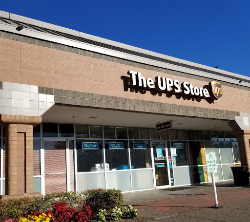 Mejor Notaría The UPS Store-Milwaukie