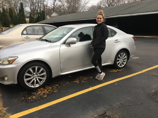 Used Car Dealer «Towpath Motors», reviews and photos, 4637 State Rd, Peninsula, OH 44264, USA