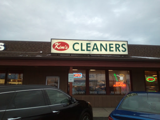 Kims Cleaners in Beach Park, Illinois