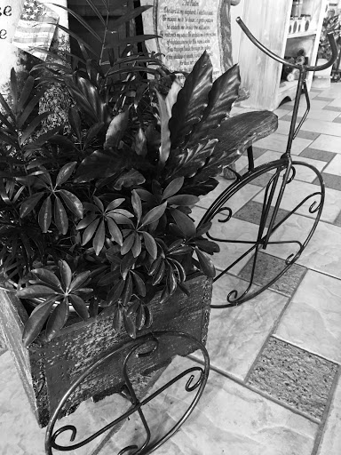 Florist «Sabrinas Flowers & Gifts», reviews and photos, 1903 S Goliad St, Rockwall, TX 75087, USA