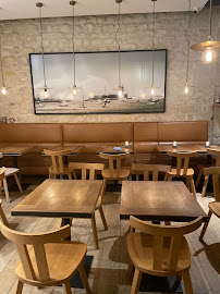 Atmosphère du Crêperie BREIZH Café Odéon | La Crêpe Autrement à Paris - n°5