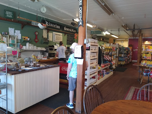 Grocery Store «Riverton General Store», reviews and photos, 2 Main St, Barkhamsted, CT 06063, USA