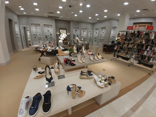 Department Store «Saks Fifth Avenue», reviews and photos, 9214 Stony Point Pkwy, Richmond, VA 23235, USA