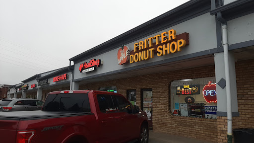Donut Shop «Apple Fritter Donut Shop», reviews and photos, 741 E 9 Mile Rd, Ferndale, MI 48220, USA