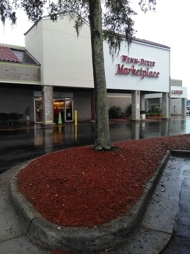 Grocery Store «Winn-Dixie», reviews and photos, 2701 S Woodland Blvd, DeLand, FL 32720, USA