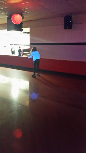 Roller Skating Rink «Aurora Skate Center», reviews and photos, 34W113 Montgomery Rd, Aurora, IL 60504, USA
