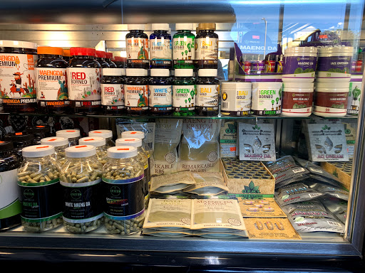 Tobacco Shop «Six Fifty Smoke Shop», reviews and photos, 2394 Junipero Serra Blvd, Daly City, CA 94015, USA