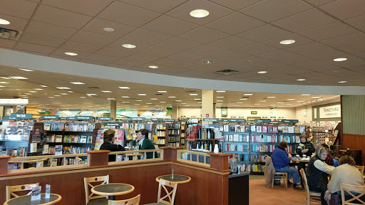 Book Store «Barnes & Noble», reviews and photos, 2443 Vestal Pkwy E, Vestal, NY 13850, USA