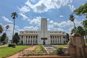 Bulawayo City Hall image