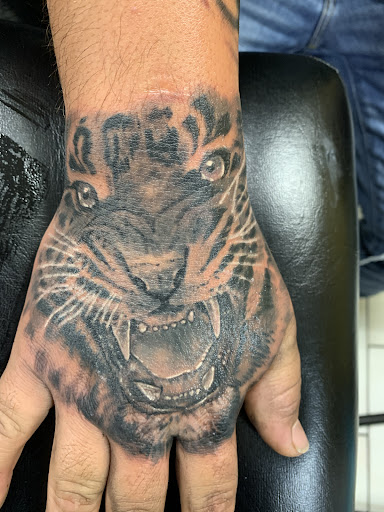 Phat Boys Tattoos & Body Piercings, 6640 Southwest Fwy A, Houston, TX 77074, USA, 