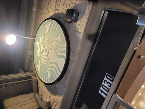 Coffee Shop «Starbucks», reviews and photos, 1030 S 5th St, St Charles, MO 63301, USA