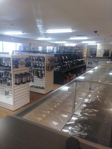 Gun Shop «Bank Street Guns», reviews and photos, 4395 N Bank St, Kingman, AZ 86409, USA