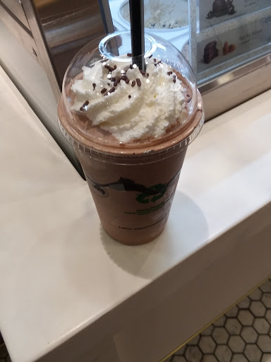 Ice Cream Shop «Häagen-Dazs® Ice Cream Shop», reviews and photos, 3120 M St NW, Washington, DC 20007, USA