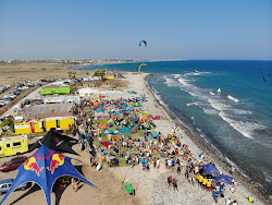Foto di Kahuna Beach con costa lunga e dritta