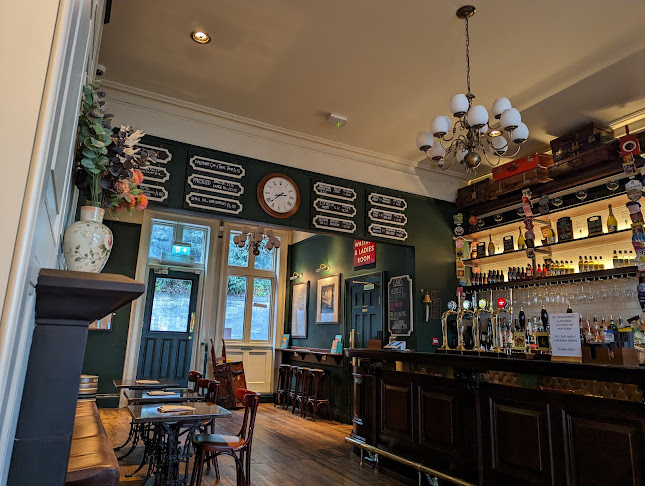 Reviews of The Waiting Room in Durham - Pub