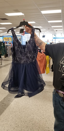 Clothing Store «Ross Dress for Less», reviews and photos, 1241 Point Mallard Pkwy, Decatur, AL 35601, USA