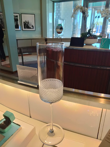 Jewelry Store «Tiffany & Co.», reviews and photos, 28699 Chagrin Blvd, Woodmere, OH 44122, USA